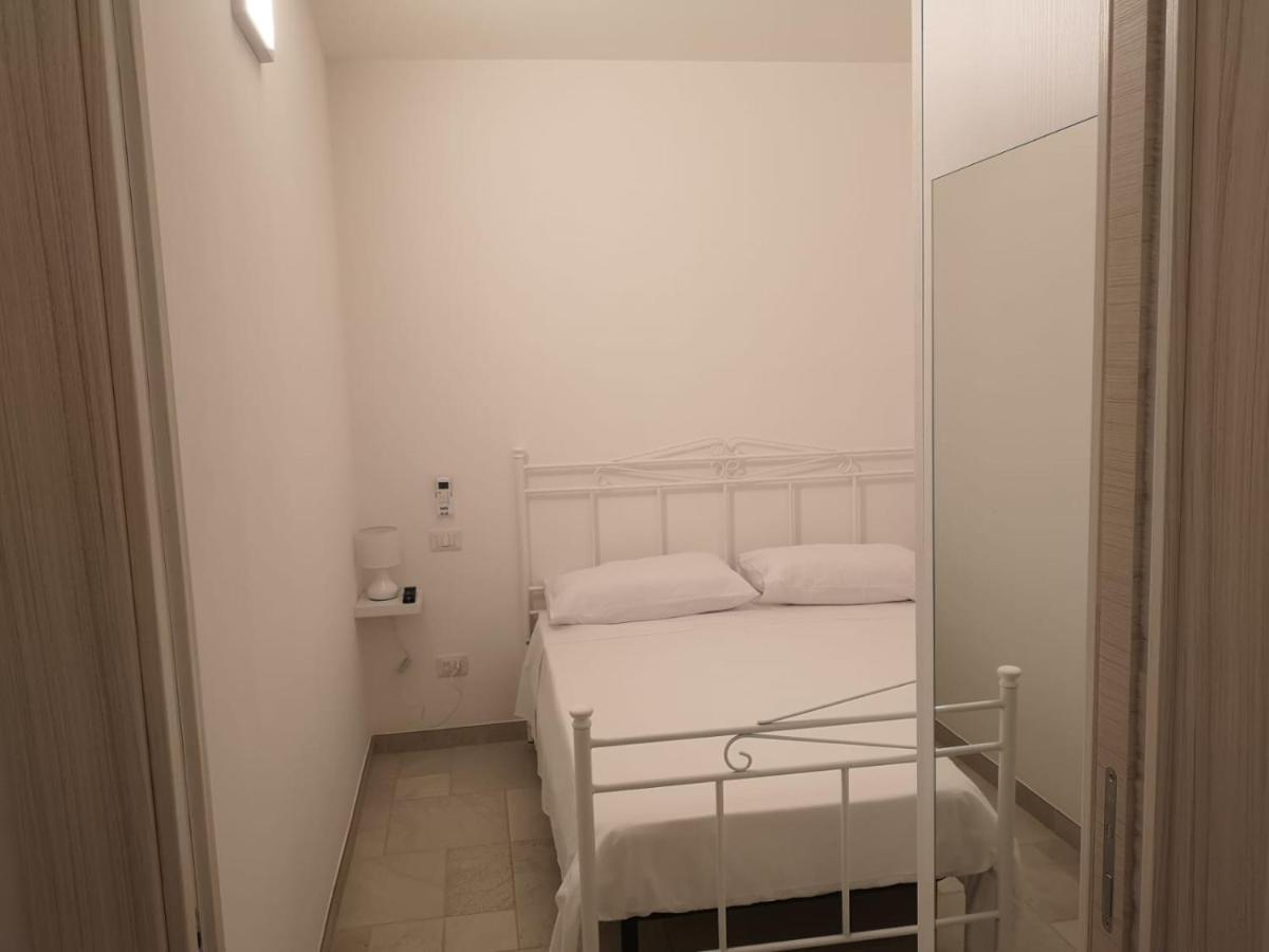 Вилла Casa Vacanze Granieri Лепорано Экстерьер фото